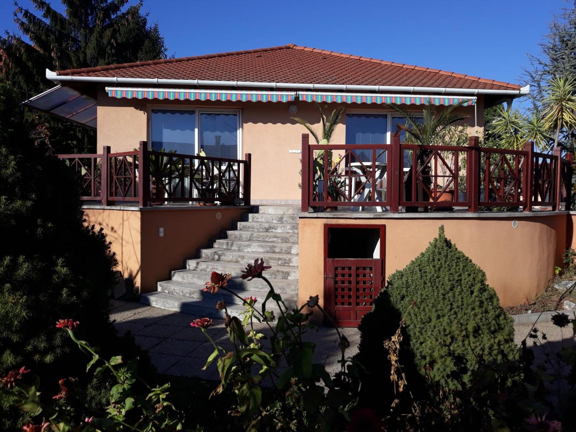 Hajdúszoboszló Kenezy Lux Apartman Vendeghaz מראה חיצוני תמונה