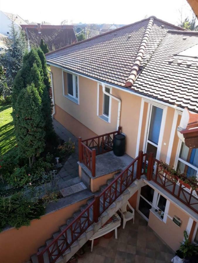 Hajdúszoboszló Kenezy Lux Apartman Vendeghaz מראה חיצוני תמונה